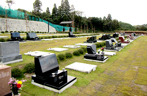 成田市営いずみ聖地公園風景①